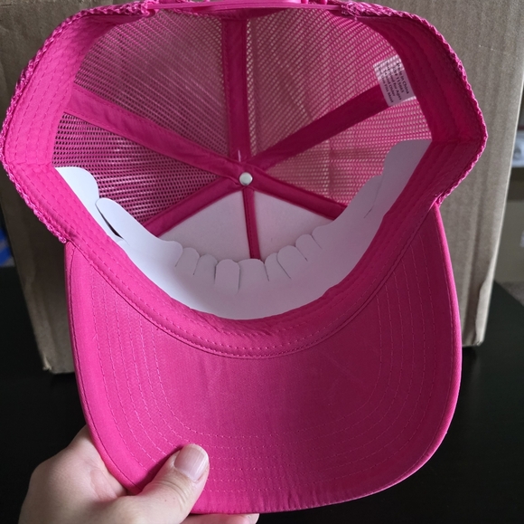 Bioworld Valentine's Day Swipe Right Pink‎ Foam Trucker Hat - Picture 3 of 6